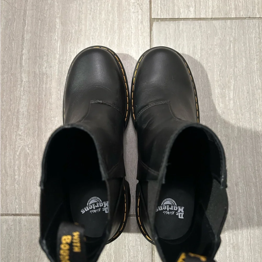 New Dr Marten Spence Heeled Boots - Picture 2 of 9